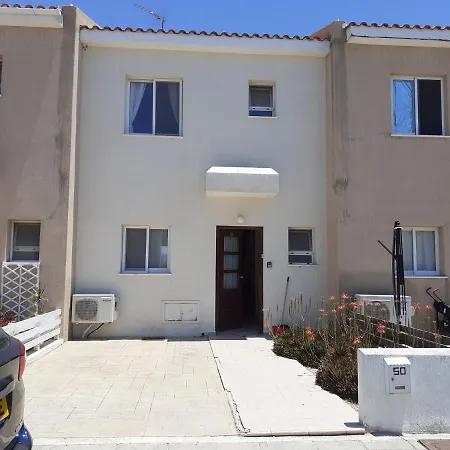 Beautiful 2-Bed House In Mandria Paphos Villa Exterior photo