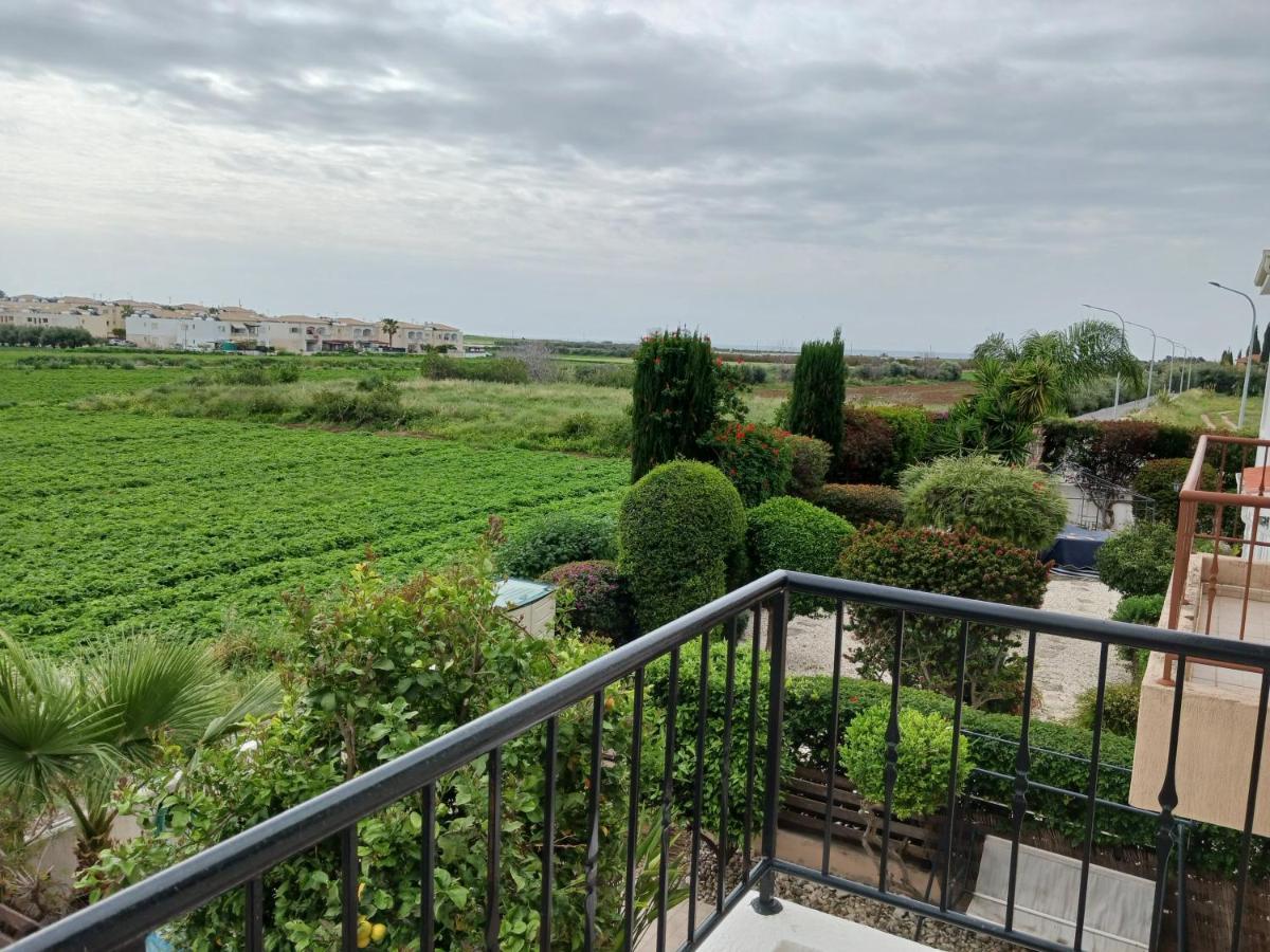Beautiful 2-bed House In Paphos Ferienhaus *