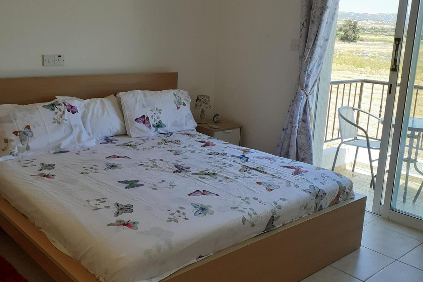 Ferienhaus Beautiful 2-bed House In Paphos *